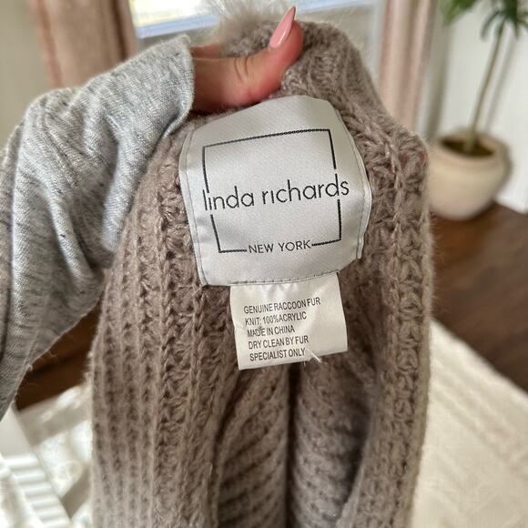 Linda Richards New York Genuine Raccoon Fur Knit Shrug Wrap - Picture 7 of 7